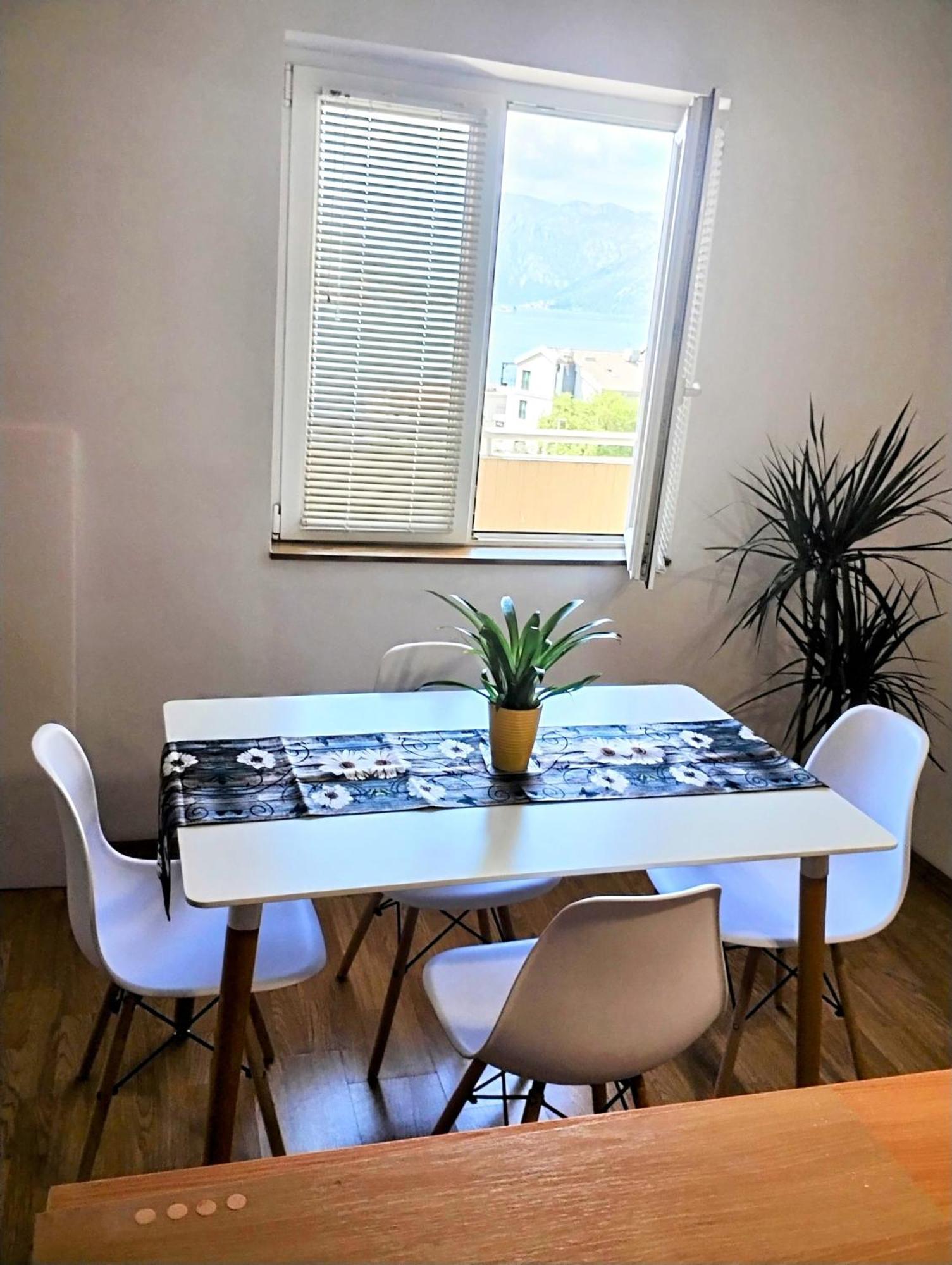 Apartment Bay View Котор Экстерьер фото